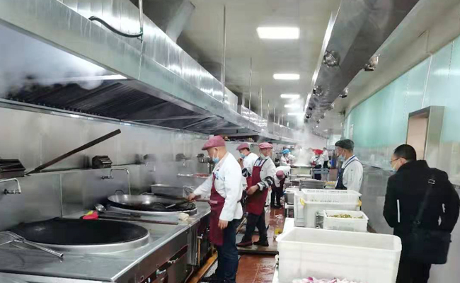 学校好色先生APP下载设备