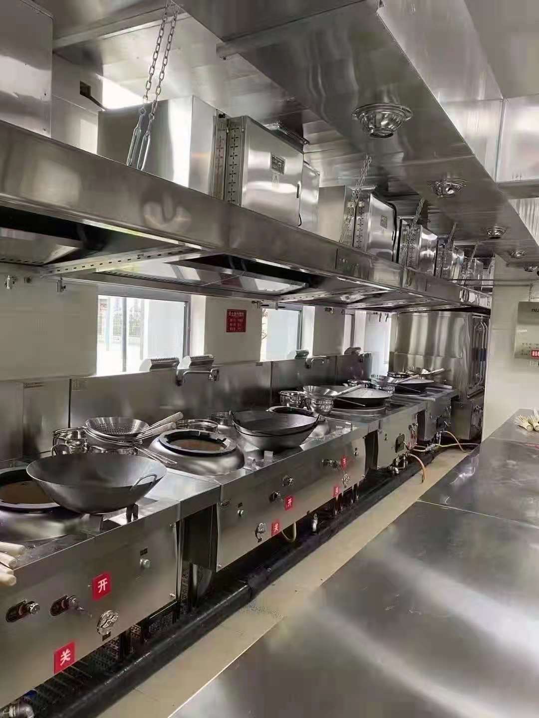 食堂好色先生APP下载设备