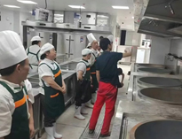 食堂厨具设备厂家告诉你食堂好色先生APP下载设备的采购标准是怎样的