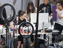 好色APP在线观看好色先生APP下载设备----“网红经济”时代来临，商用好色先生APP下载设备行业改如何玩转?